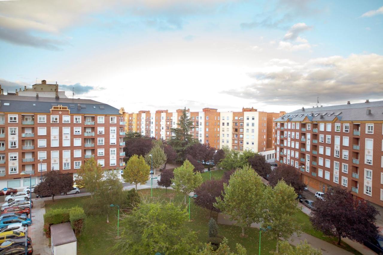 Appartamento Housingleon - San Marcos Con Garaje Esterno foto
